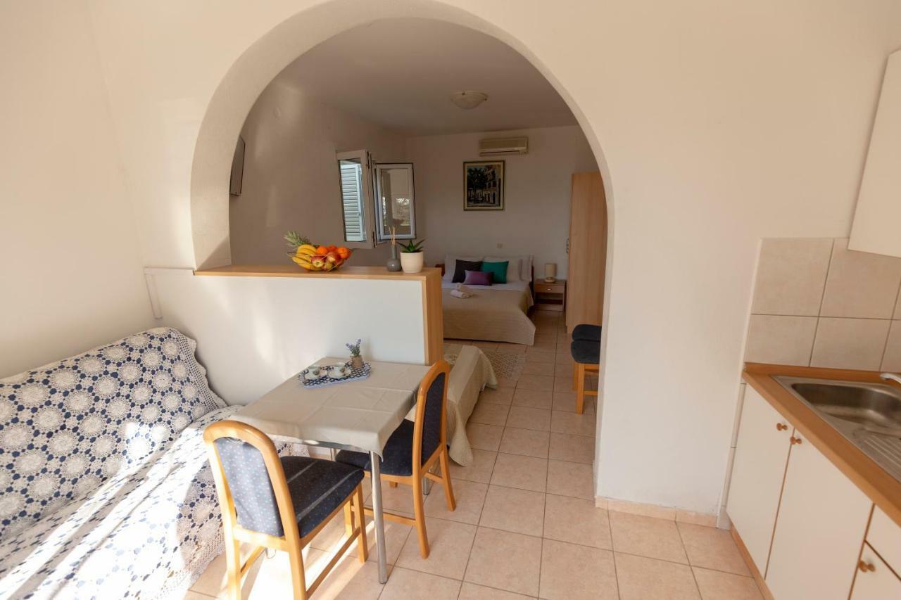 Apartmani Maja Tučepi Kültér fotó